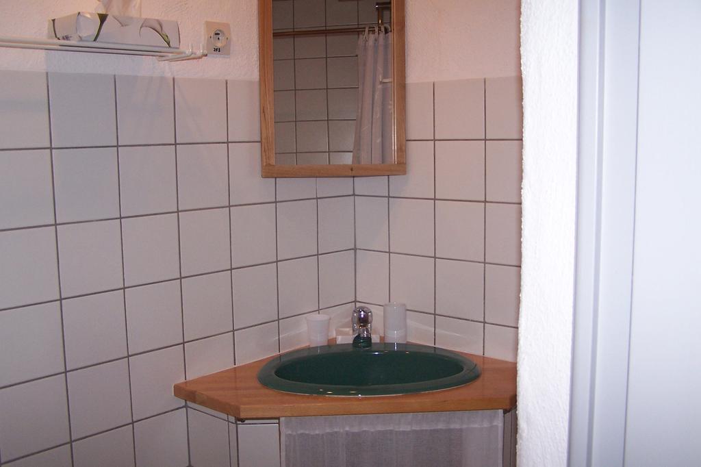 Salomony Chambre D'Hotes Marcols-les-Eaux 部屋 写真